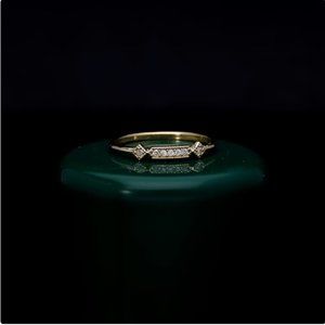 Vintage Style 14k Solid Gold Diamond Ring